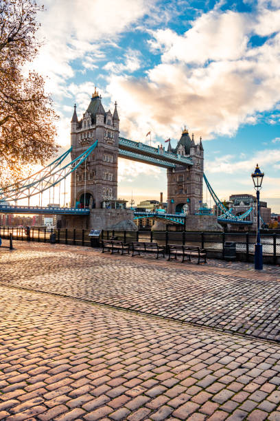 istock Park bench with view to River Thames in London 2189039357