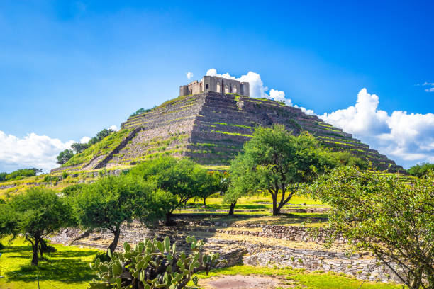 istock El Pueblito pyramid in Queretaro, surrounded by green vegetation 2189074083
