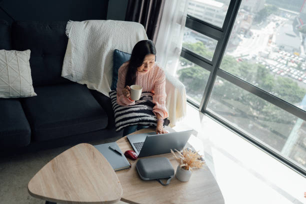 istock An Asian Businesswoman’s Cozy Work-From-Home Day 2189128224