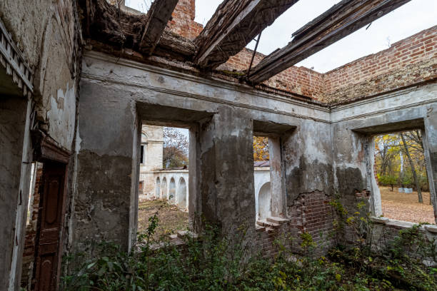 istock The ruins of a building 2189128278