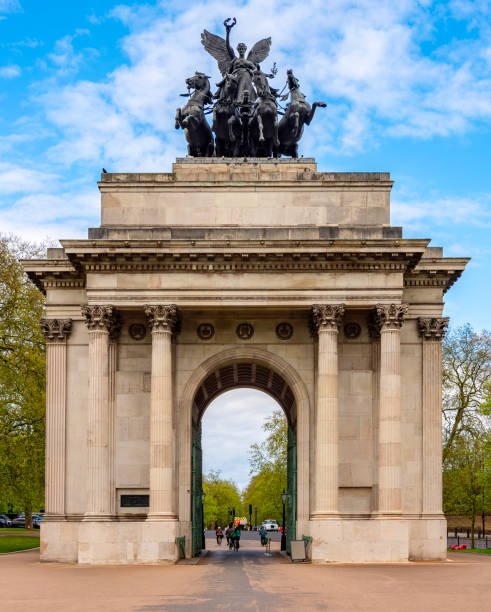 istock Wellington Arch (Constitution Arch) at Hyde Park Corner in London, UK 2189191441