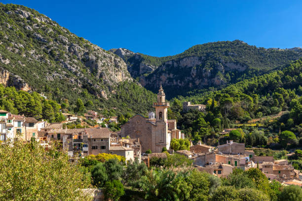 istock View of Valldemossa, Mallorca 2189230477