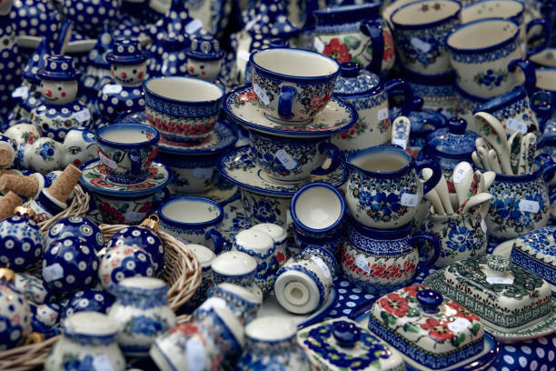 istock Colorful handmade tile-patterned bowls and plates 2189269591