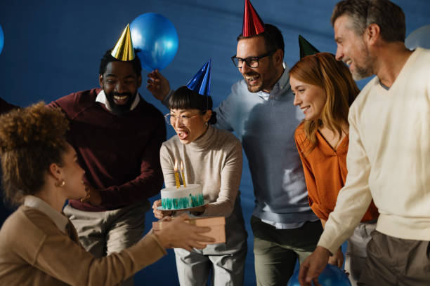 istock Happy Birthday colleague! 2189331170