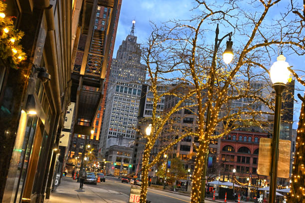 istock Detroit Night Life 2189345244