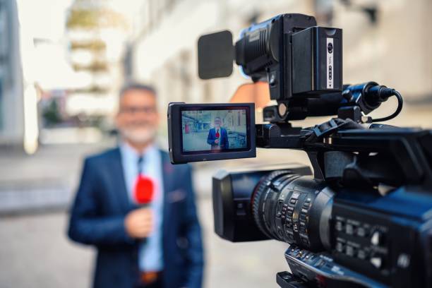 istock Male TV reporter 2189428297