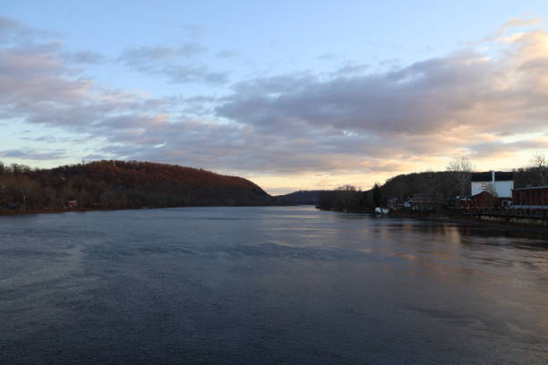 istock Sunset View Of Delaware River 2189440452