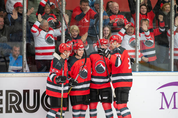 istock Exuberant Hockey Player Celebrates Scoring Goal 2189575392