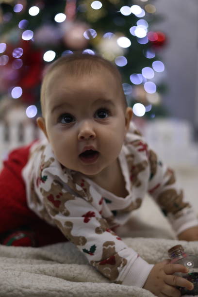istock Baby girl 2189611941