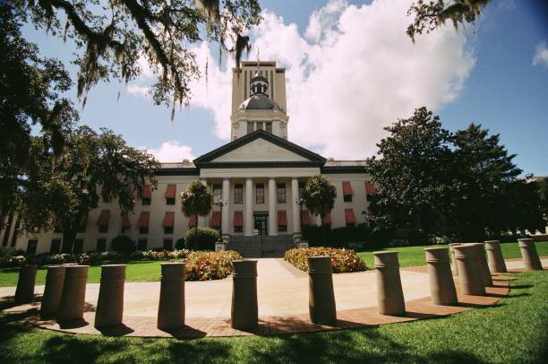 istock FLORIDA STATE CAPITOL BUILDING TALLAHASSEE FLORIDA 2189615875
