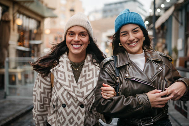 istock Winter day on the street 2189796665
