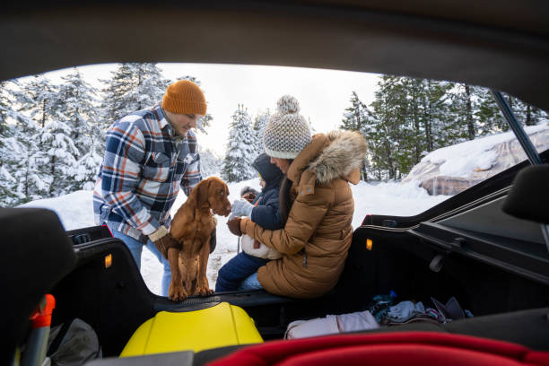 istock Family on winter vacation 2189826873