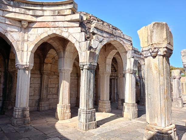 istock Old fort ruins in india 2189865242