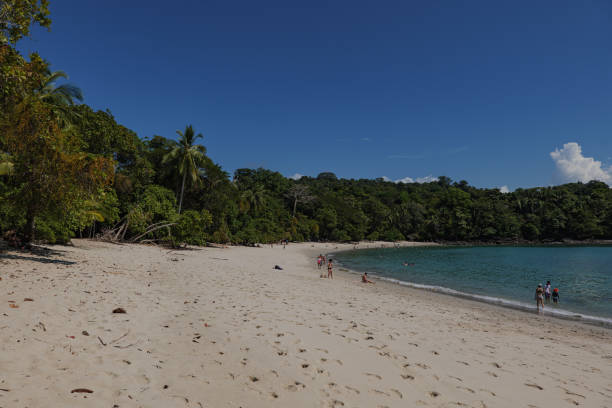 istock manuel antonio beach costa rica 2189918088