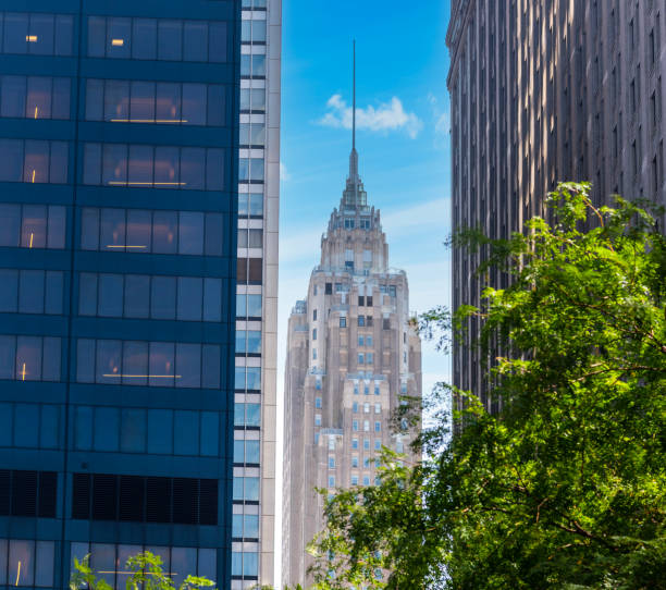 istock Modern and old skyscrapers in Manhattan on a sunny day 2189931076