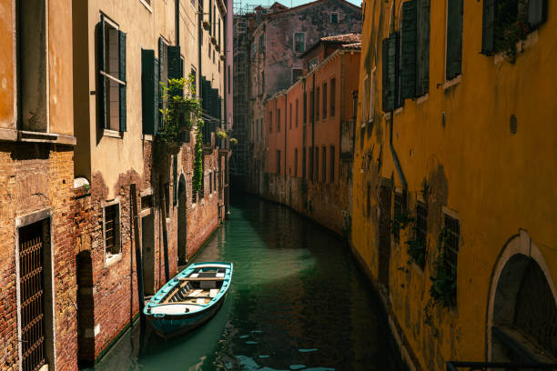 sights and sounds in venic in italy