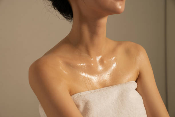 istock Beautiful young woman sweating at the spa 2190025768