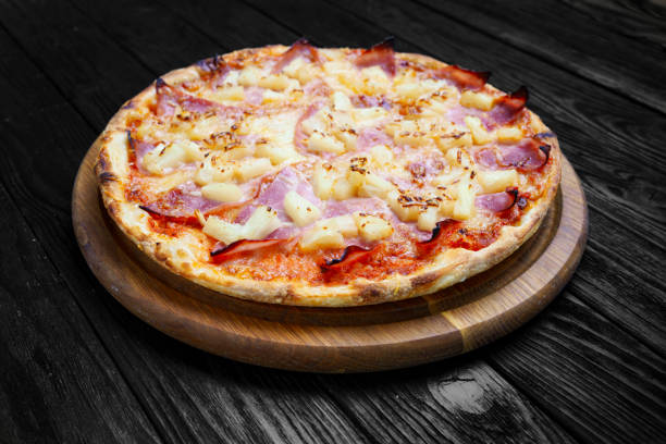 istock Delicious Italian pizza Hawaiian 2190041251