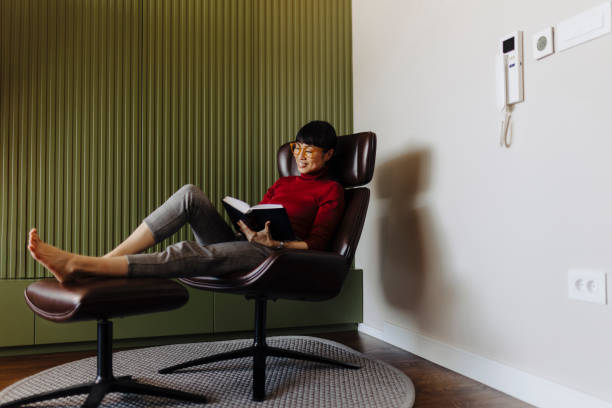 istock Businesswoman reading book 2190263816