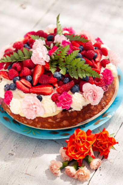 Strawberry cake