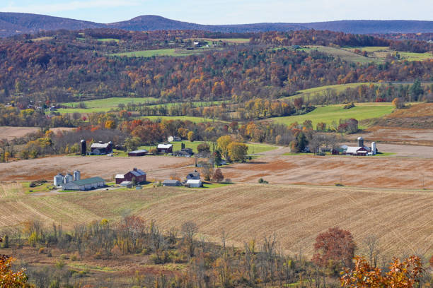 istock Farmland in Pennsylvania in Autumn 2190292404