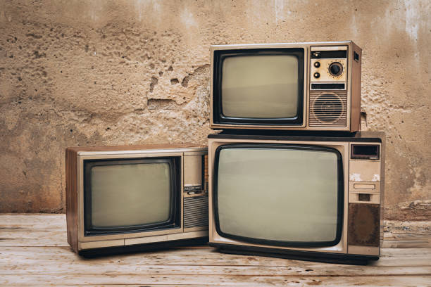 istock Old retro television and blank screen display, vintage style photo 2190386923