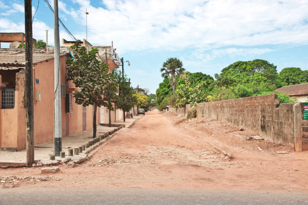 street in ziguinchor, south senegal, west africa - ziguinchor fotografías e imágenes de stock