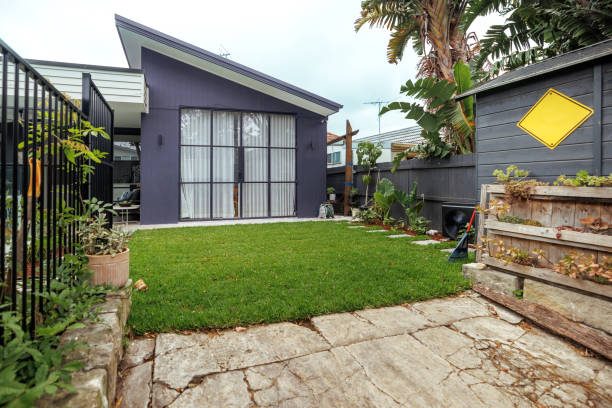 istock Small modern house back yard in Australia 2190577698