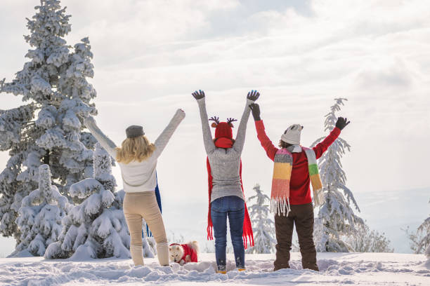 istock Family on winter vacation 2190588116