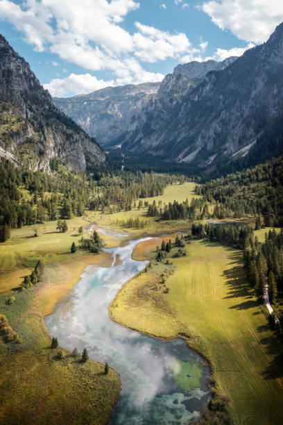 istock Mountain Lake in the Austrian Alps 2190697043