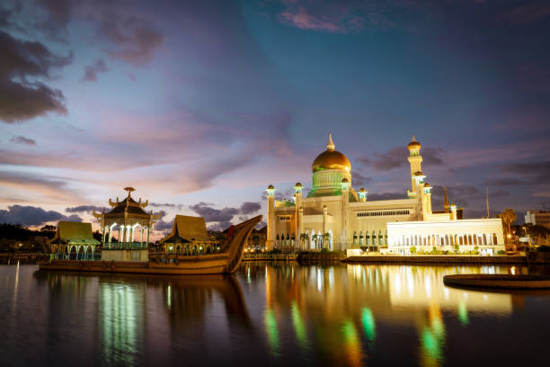 istock Darussalam Brunei Mosque during Sunset 2190701369