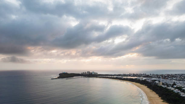 Mooloolaba Beach Rocks 30+ Mooloolaba Beach Sunrise Stock Photos, Pictures & Royalty-Free ...