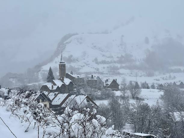 istock Aran valley and Baqueira ski Resort 2190854754