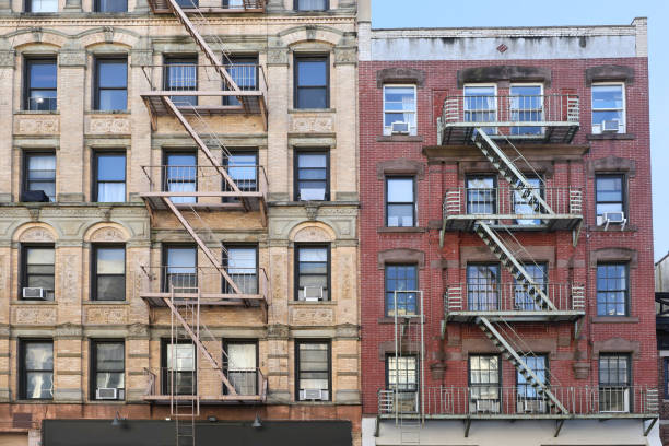 istock New York City, old apartment building 2191009484