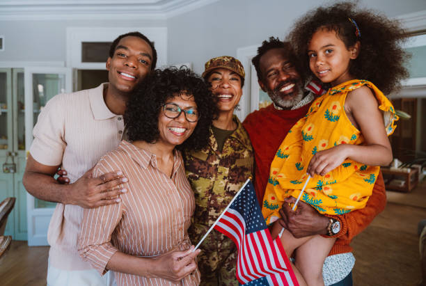 istock Us Veteran woman homecoming 2191032023