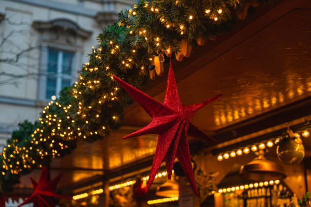 istock Festive Red Star at Berlin Christmas Market 2191037620