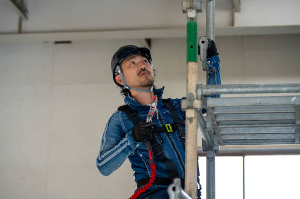 istock Japanese workers who wear safety belts 2191041555