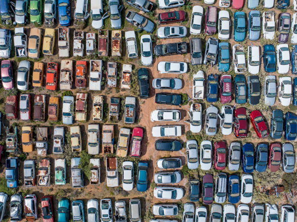 The dispose parking lot for abandoned cars