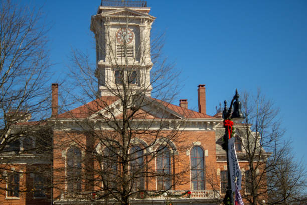 istock Small town courthouse at christmas 2191084053