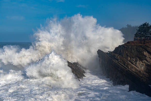 istock Pacific Ocean waves Crash into the Oregon Coast headlands 2191100947