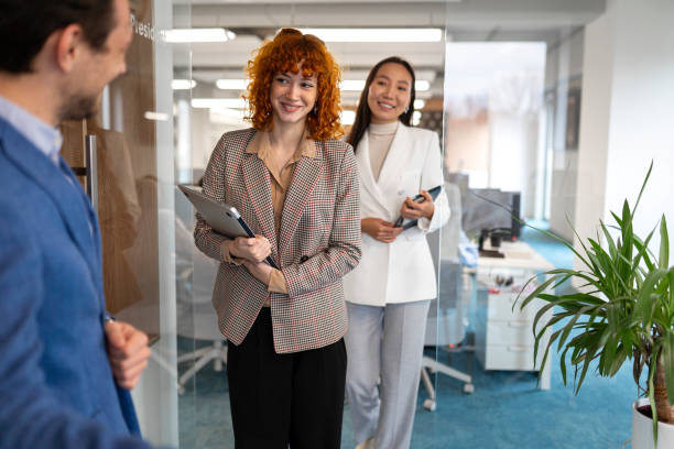 istock Business people in the office 2191282054