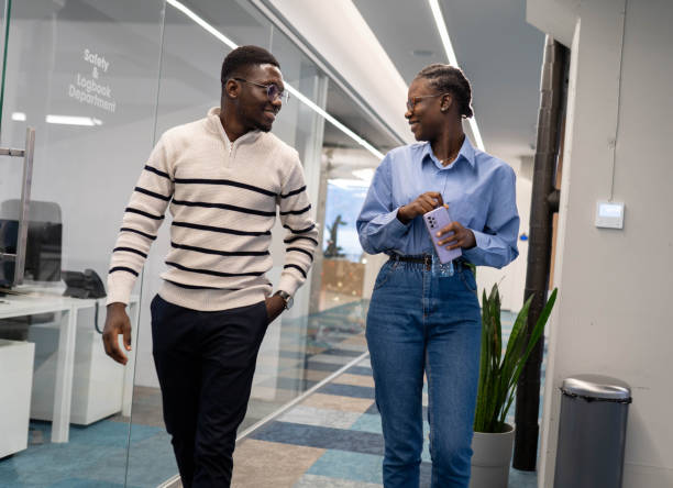 istock Business people in the office 2191282055
