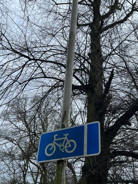 istock Bike sign 2191328337