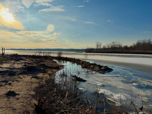 istock Frozen river north east community park 2191330262