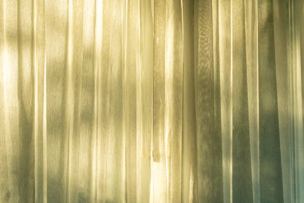 Curtain hanging and creating wavy line patterns decoration in home