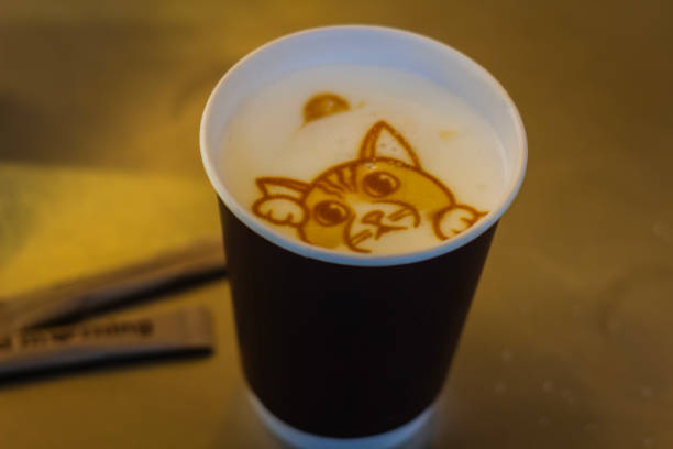 Coffee with milk, decorated with a silky layer of foam and an exquisite pattern, which becomes a real highlight of the drink.