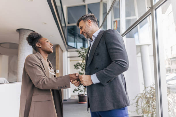 istock Businesspeople making a deal 2191494130