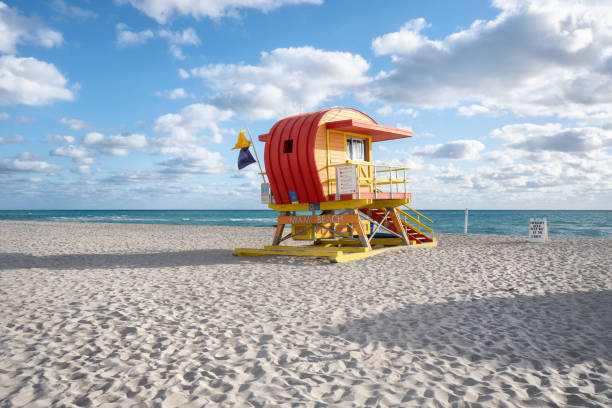 istock Lifeguard Hut at Miami Beach 2191496335