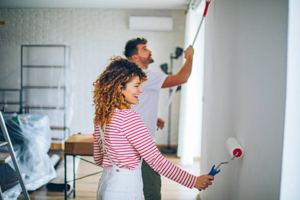 istock Couple remodeling their home 2191504649