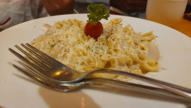istock White Sauce Pasta Italian Food 2191594626